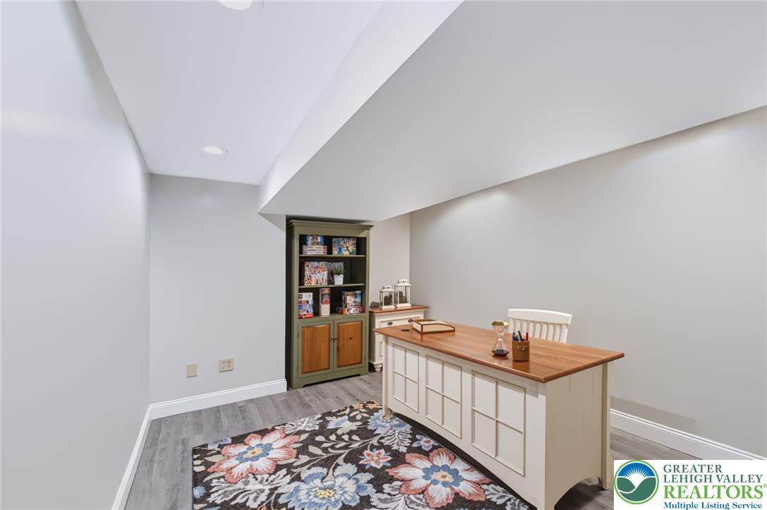 5041 Bridlepath Drive Property Photo 31