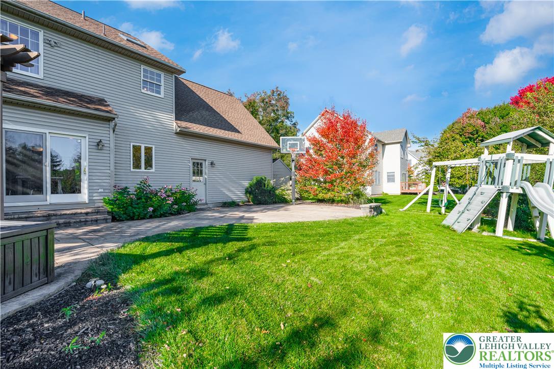 1505 Deer Path Road Property Photo 11
