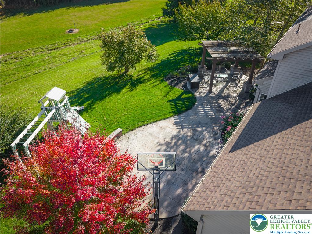 1505 Deer Path Road Property Photo 12
