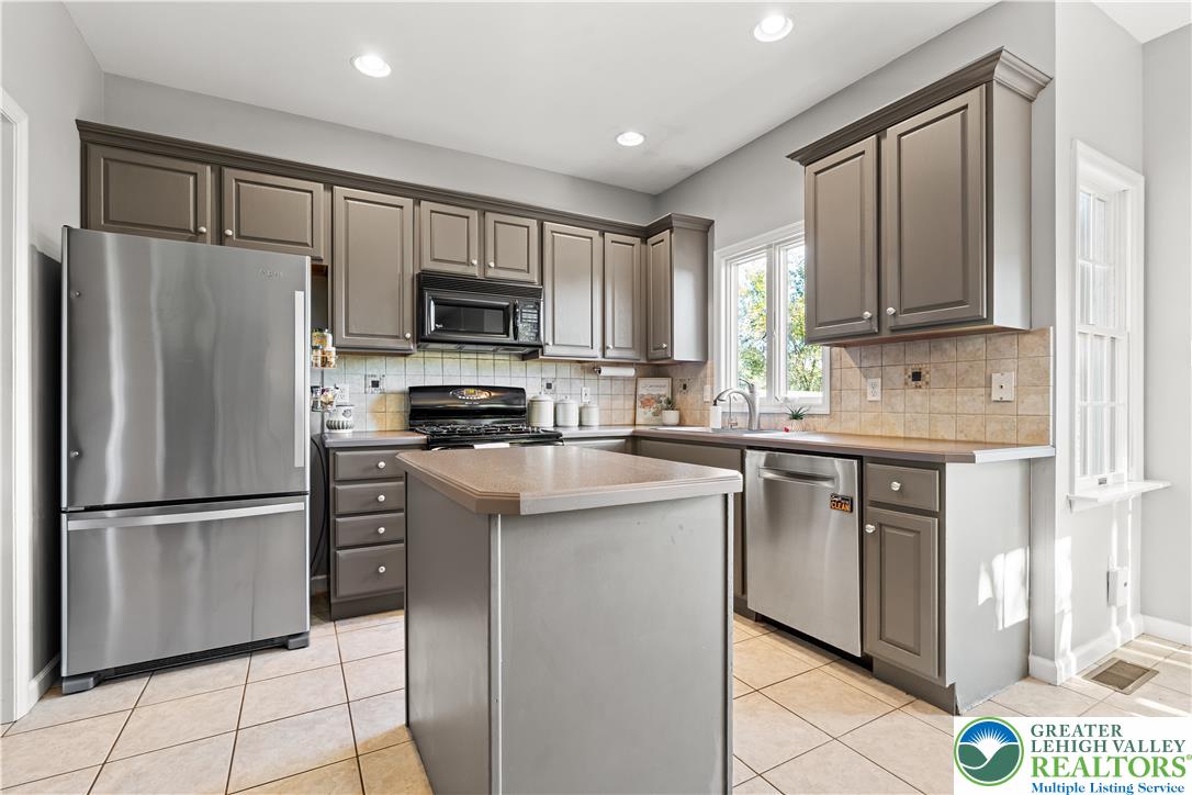 1505 Deer Path Road Property Photo 27