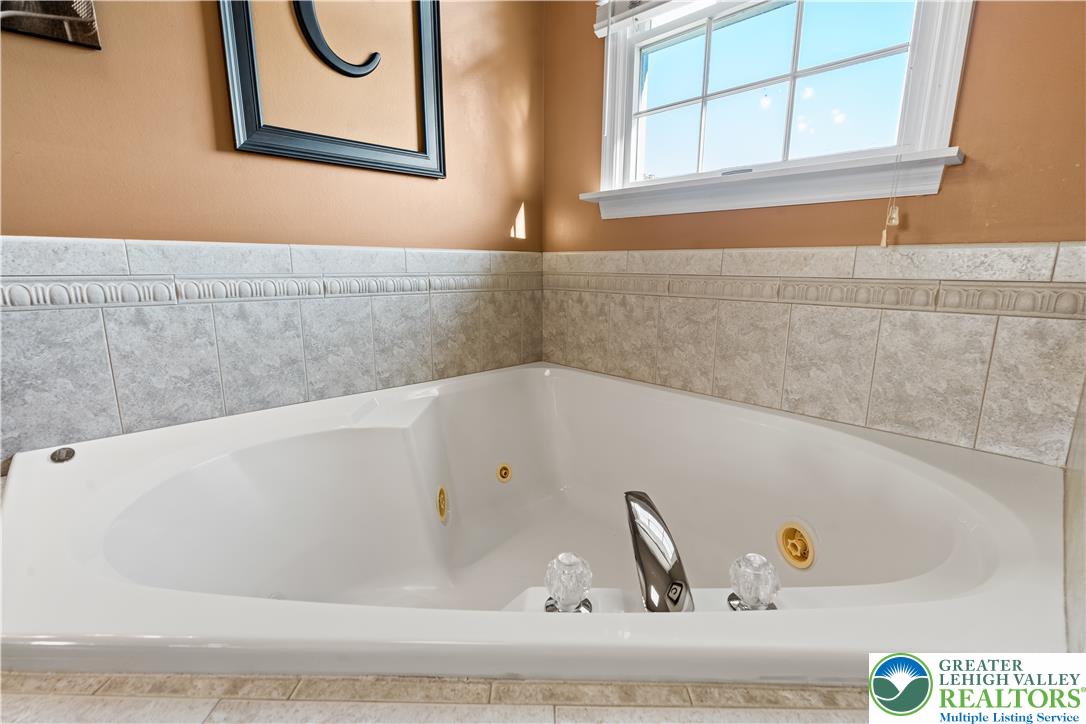 1505 Deer Path Road Property Photo 47