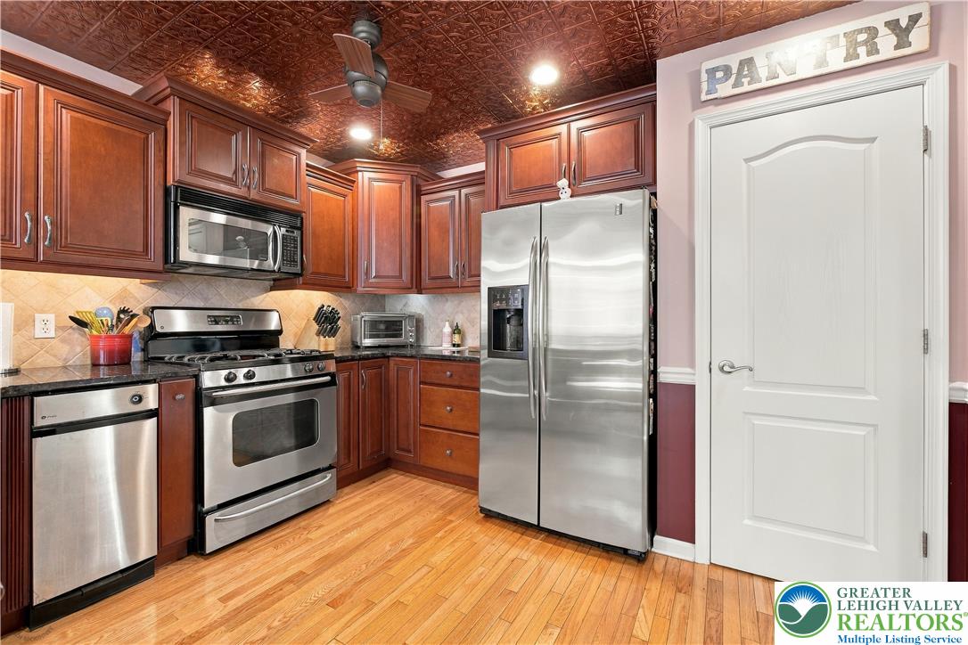 2077 Rolling Meadow Drive Property Photo 15