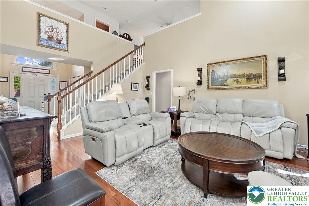 2077 Rolling Meadow Drive Property Photo 26