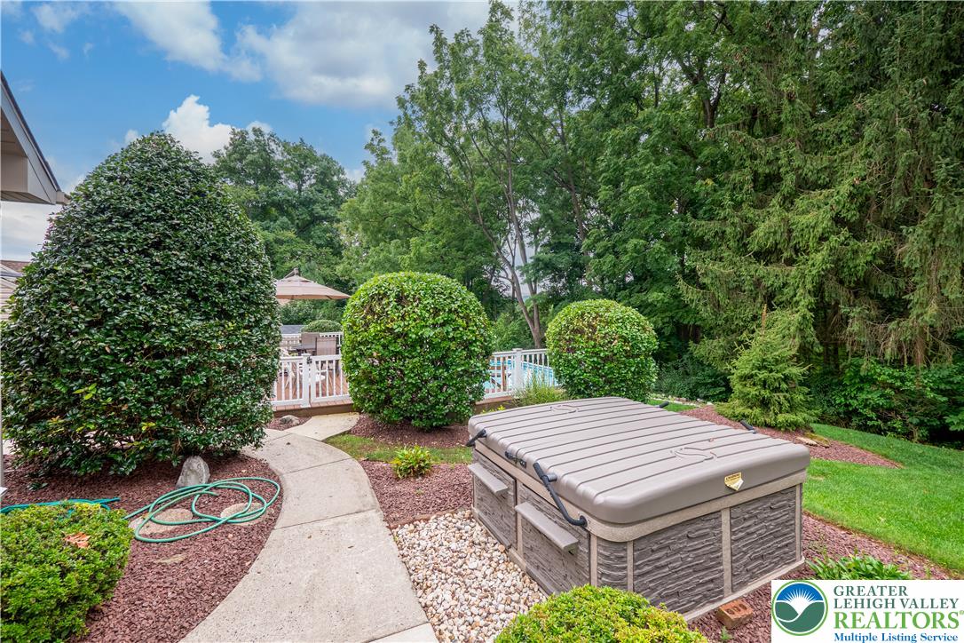2077 Rolling Meadow Drive Property Photo 27