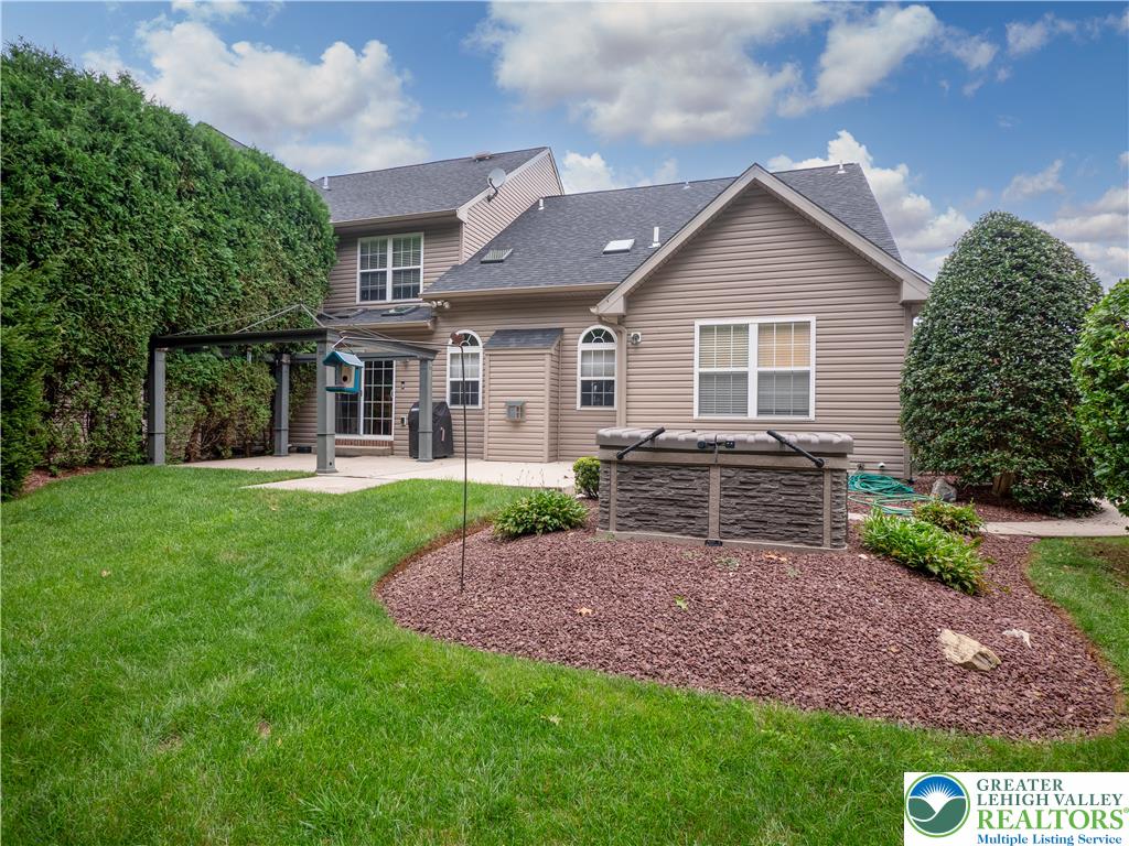 2077 Rolling Meadow Drive Property Photo 32