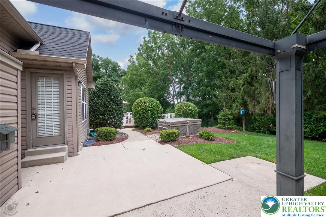 2077 Rolling Meadow Drive Property Photo 36