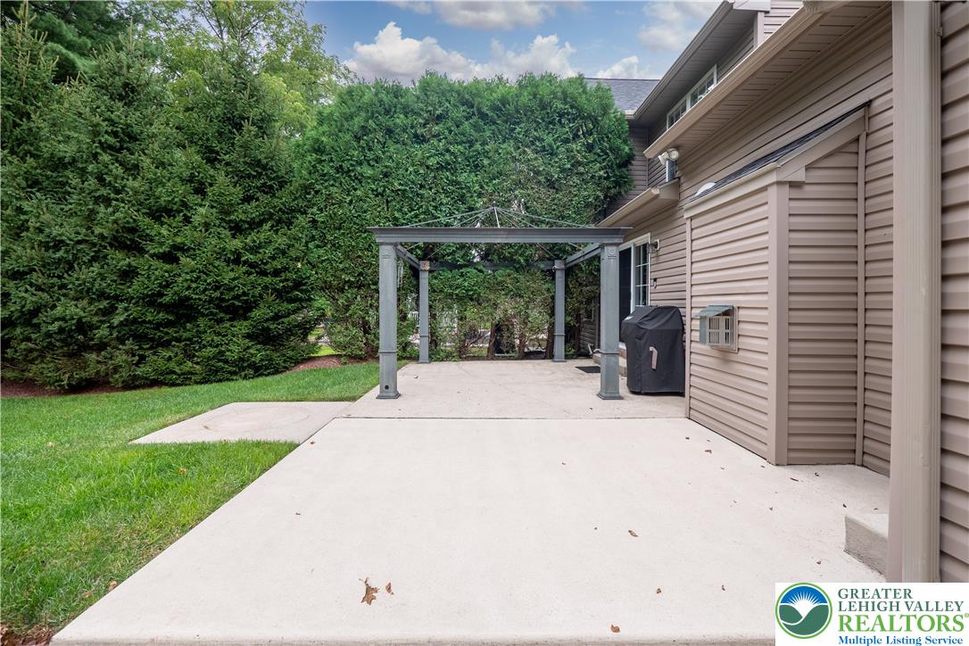 2077 Rolling Meadow Drive Property Photo 38