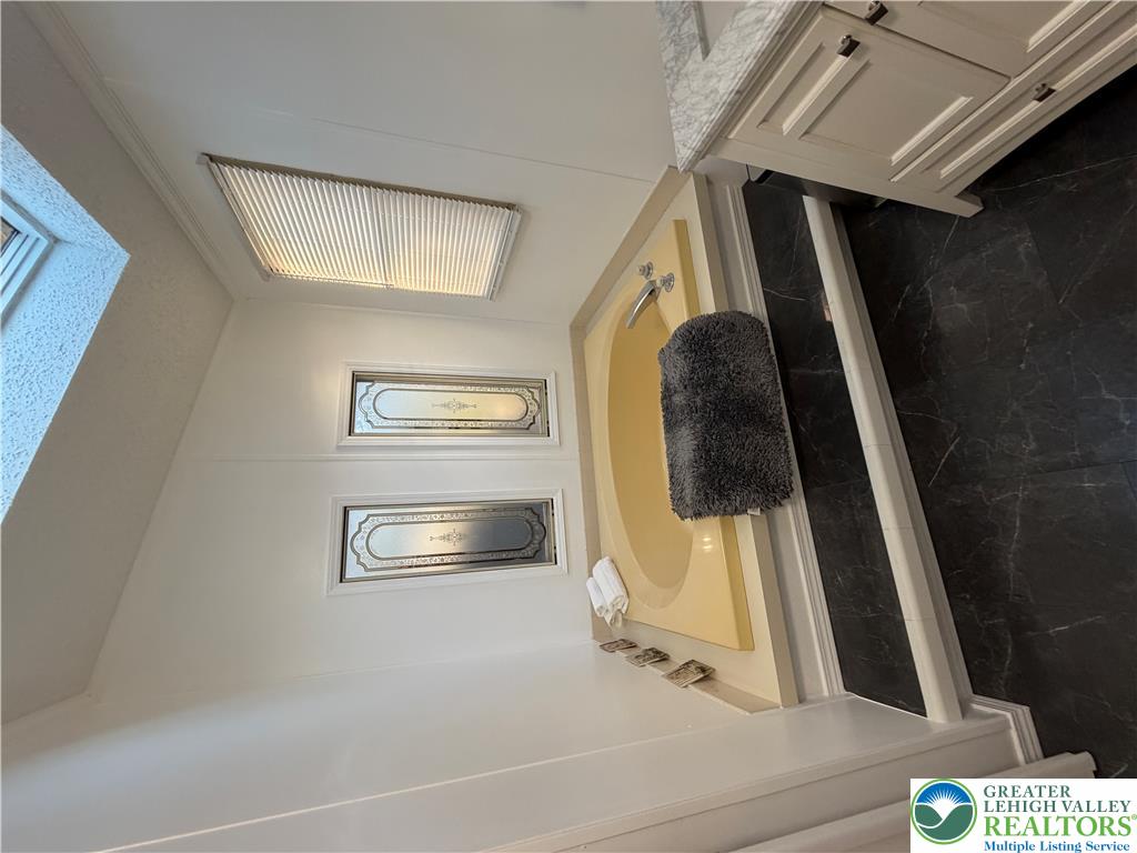 5 Edgewood Court Property Photo 40