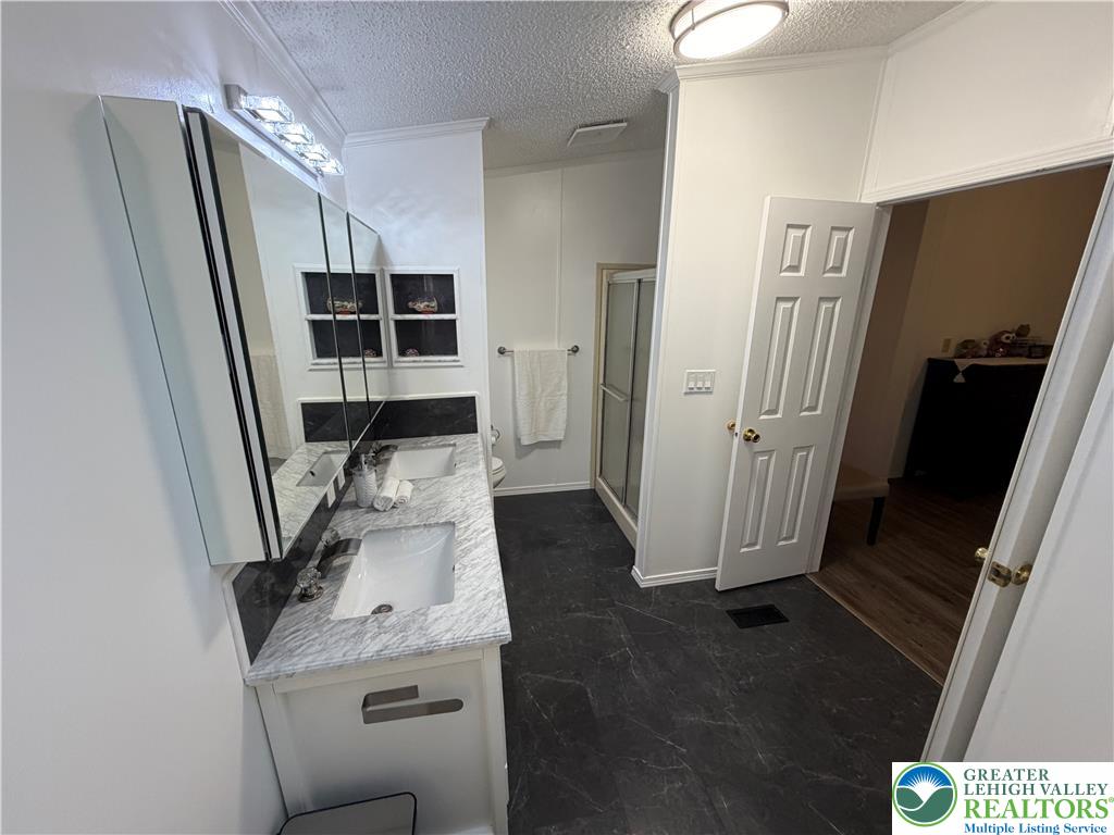 5 Edgewood Court Property Photo 41