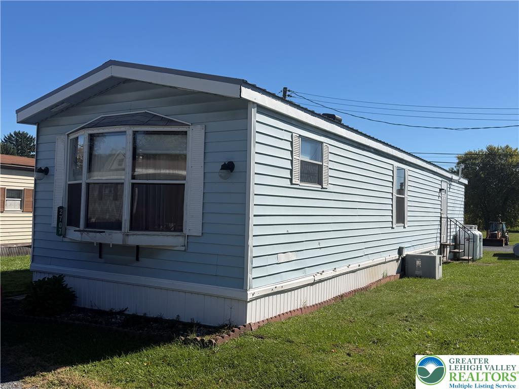 2707 Levi Drive Property Photo 1