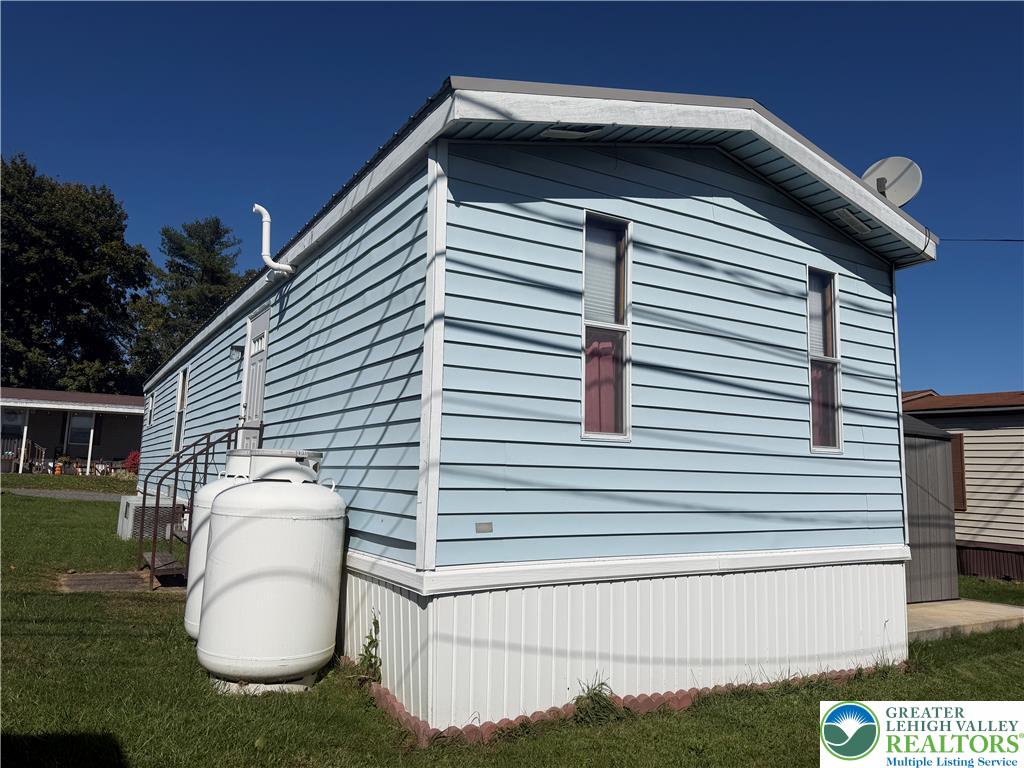 2707 Levi Drive Property Photo 6