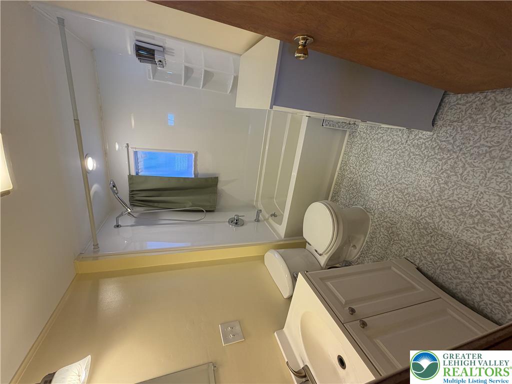 2707 Levi Drive Property Photo 7