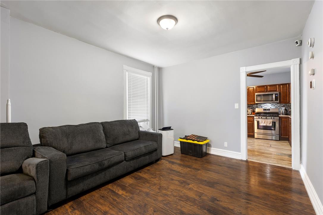 933 North Penn Street Property Photo 13