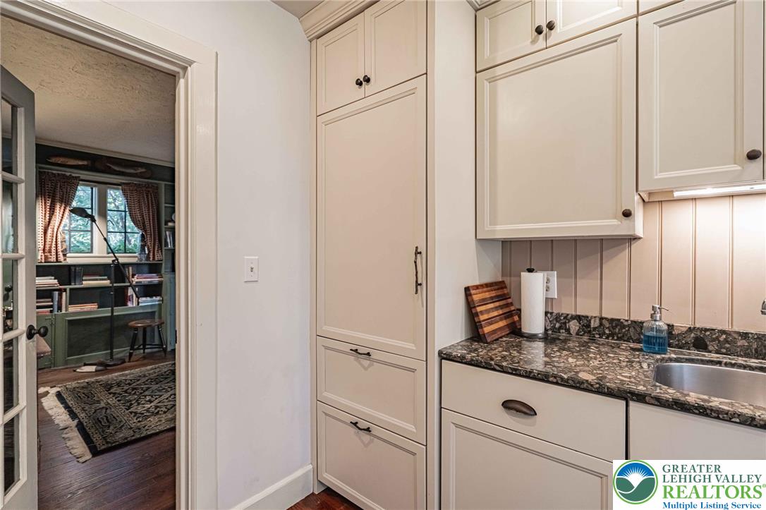 2929 Center Street Property Photo 27