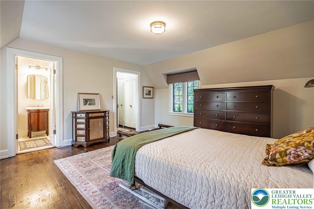 2929 Center Street Property Photo 39