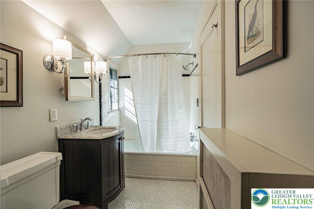 2929 Center Street Property Photo 44