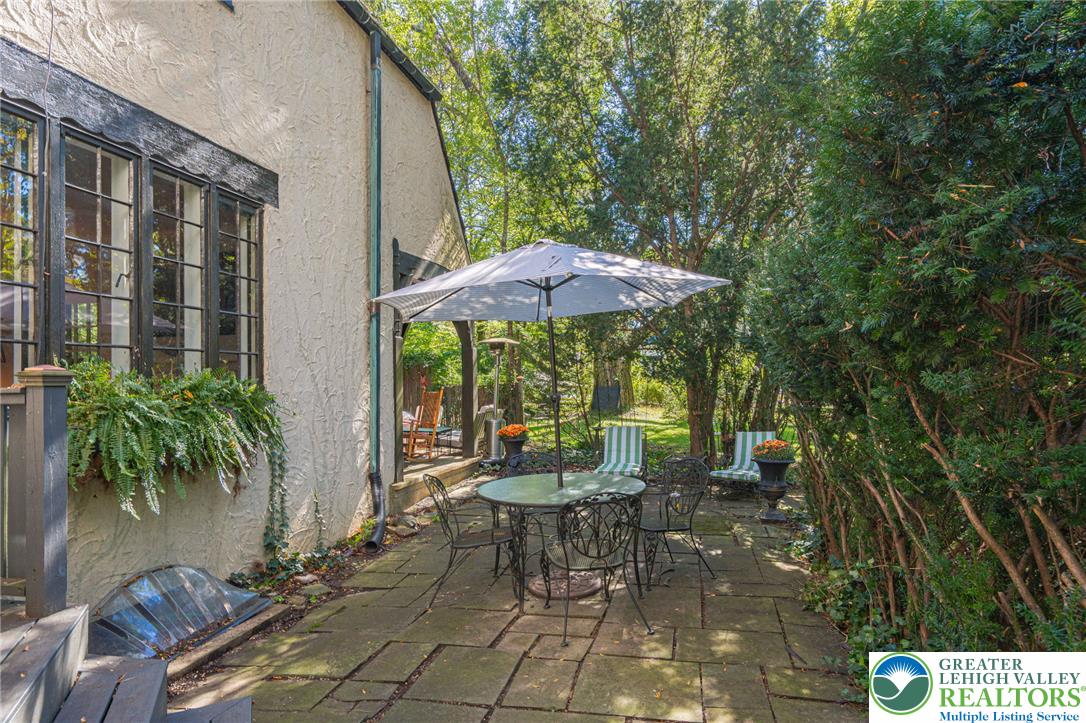 2929 Center Street Property Photo 64