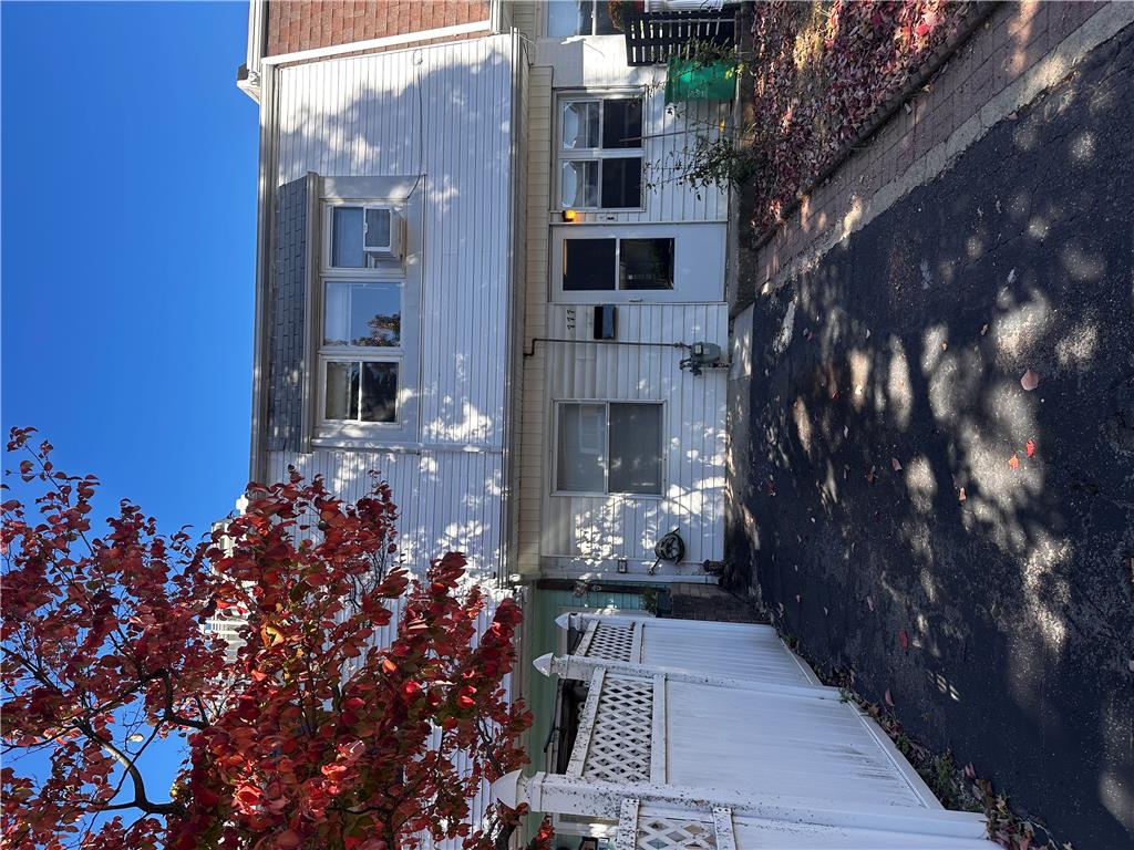 777 East Green Street Property Photo 1