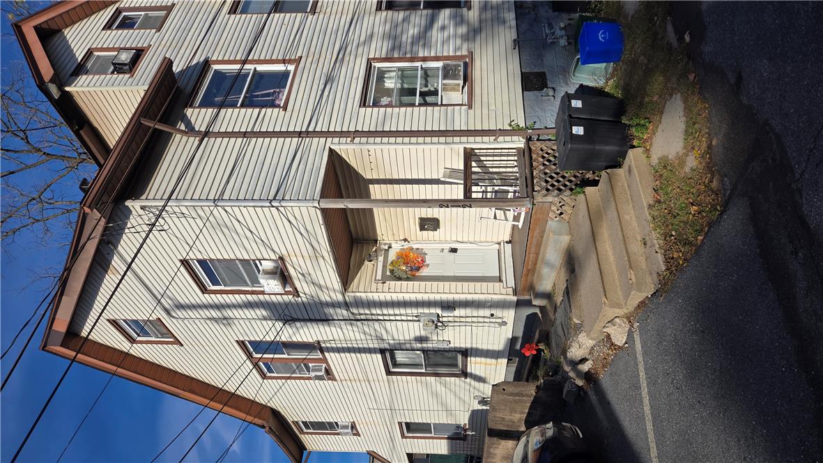 212 Schaffer Street Property Photo 1