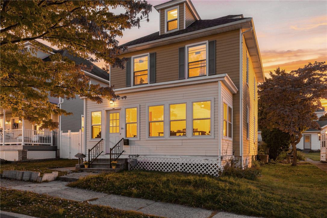 1827 Hay Terrace Property Photo 1