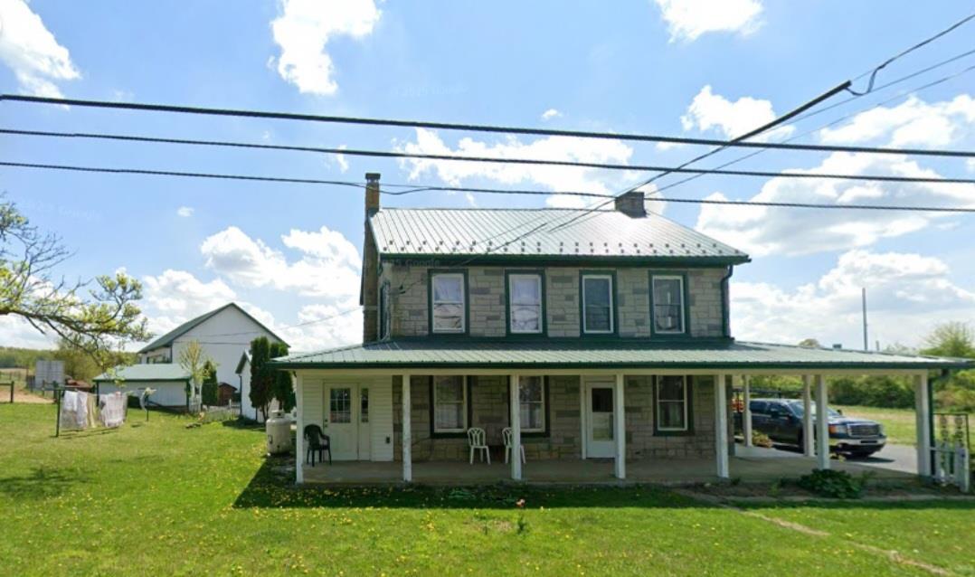 572 Old Route 22 Property Photo 1