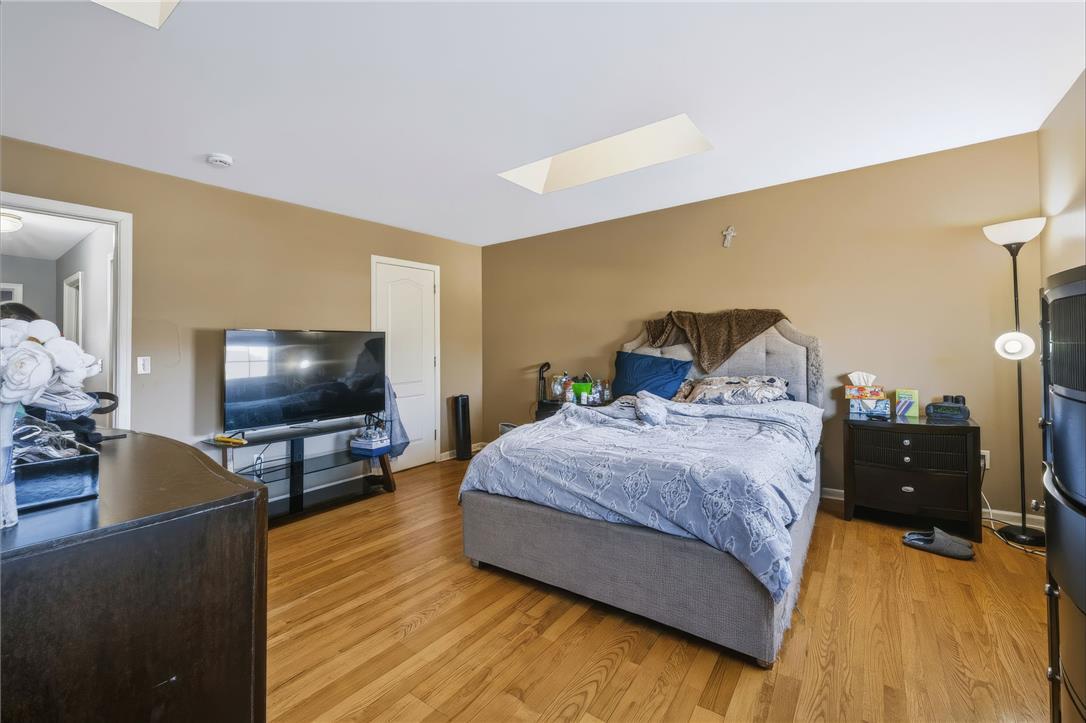 17 Saratoga Court Property Photo 5