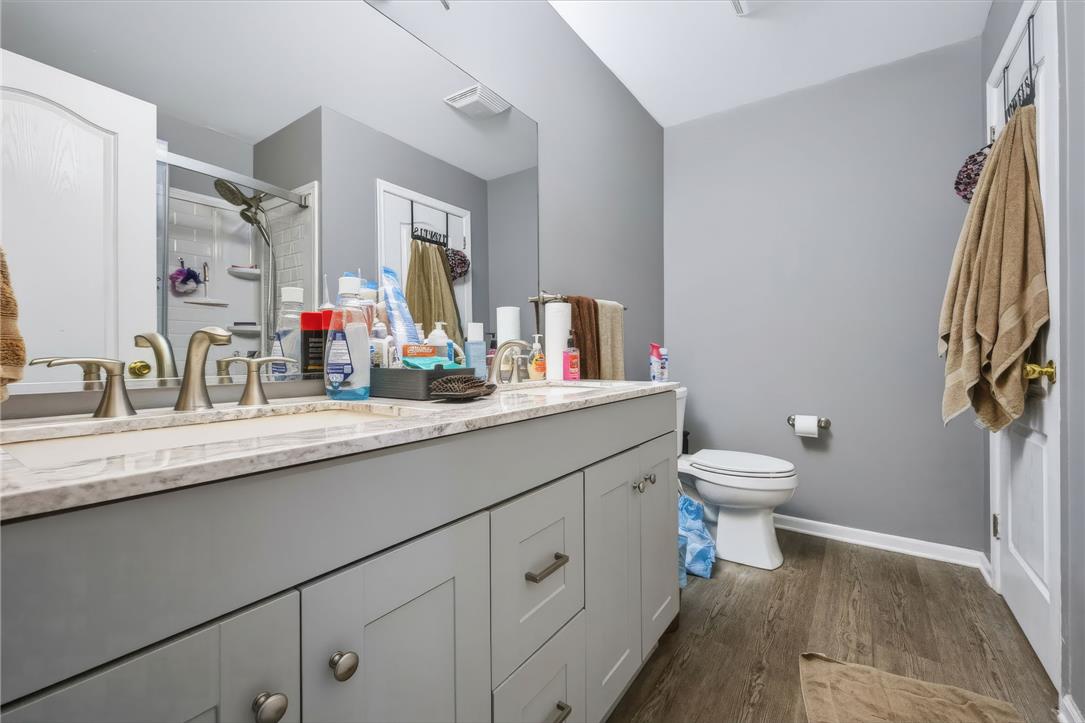 17 Saratoga Court Property Photo 10