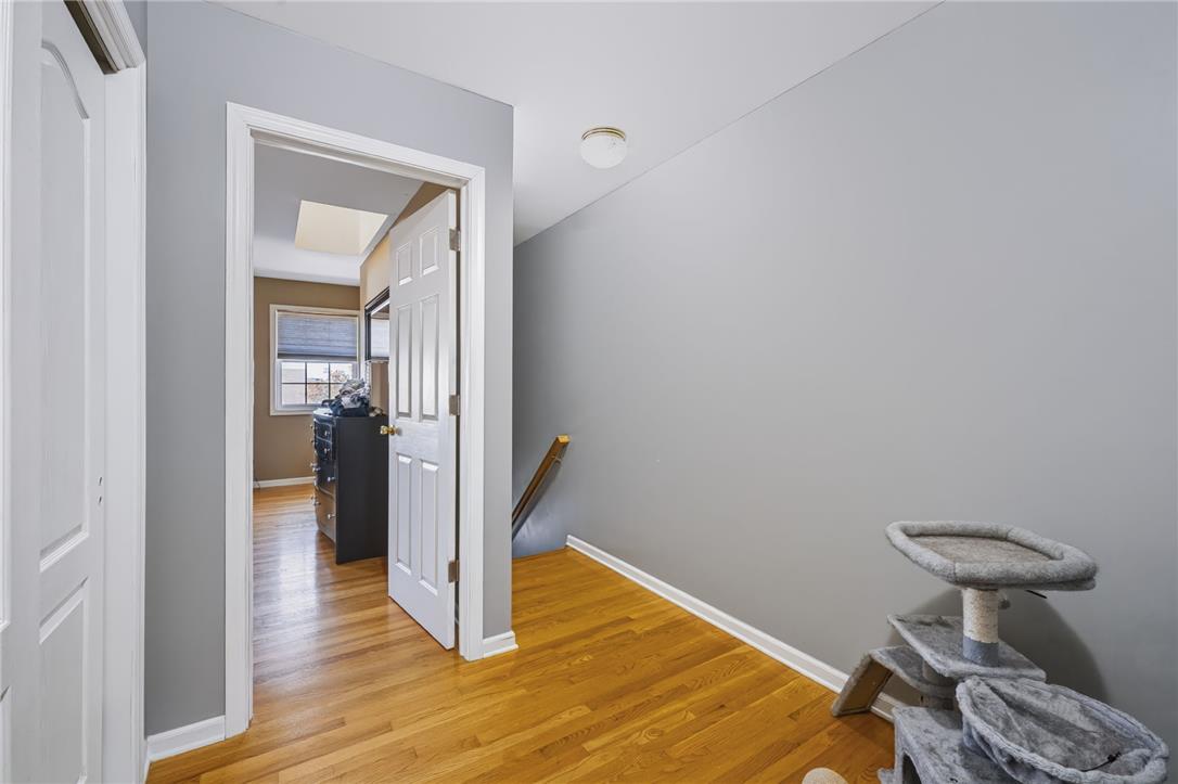 17 Saratoga Court Property Photo 12