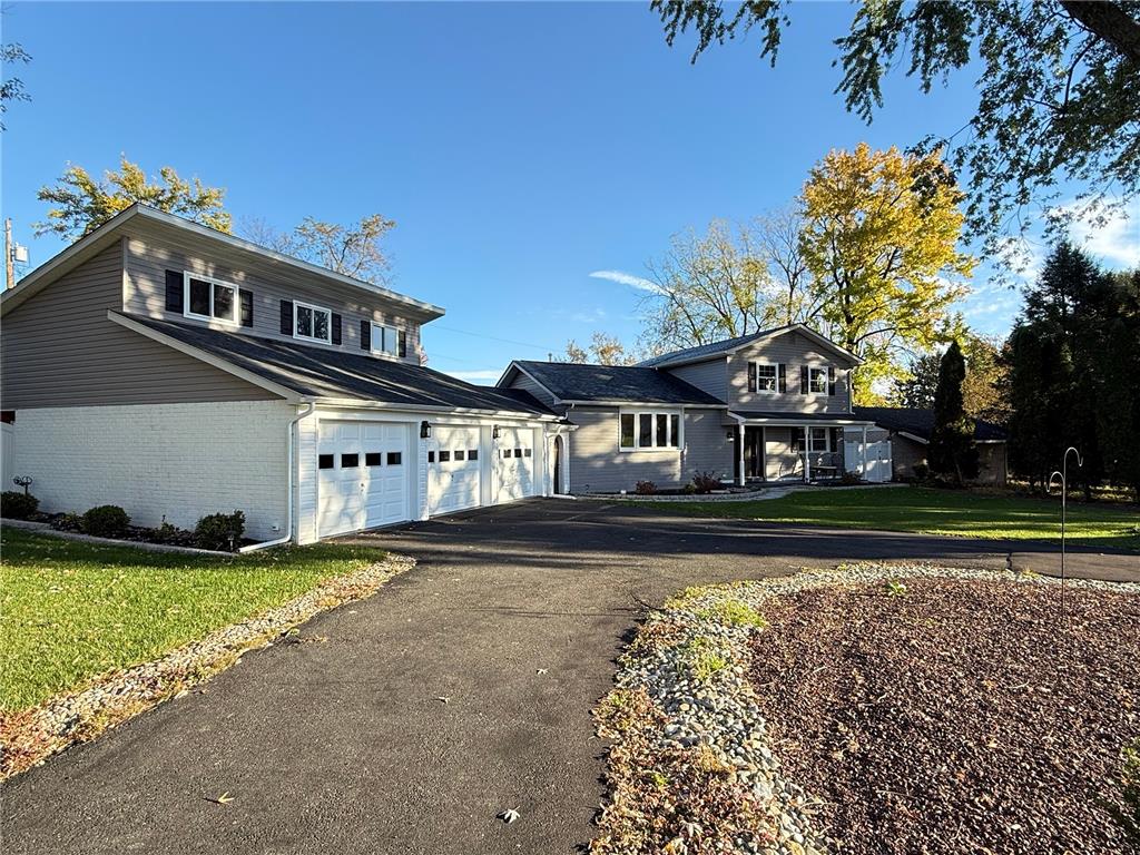 5833 Hill Drive Property Photo 3