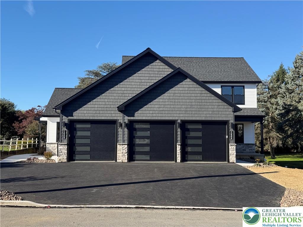 1250 7th Street Property Photo 1