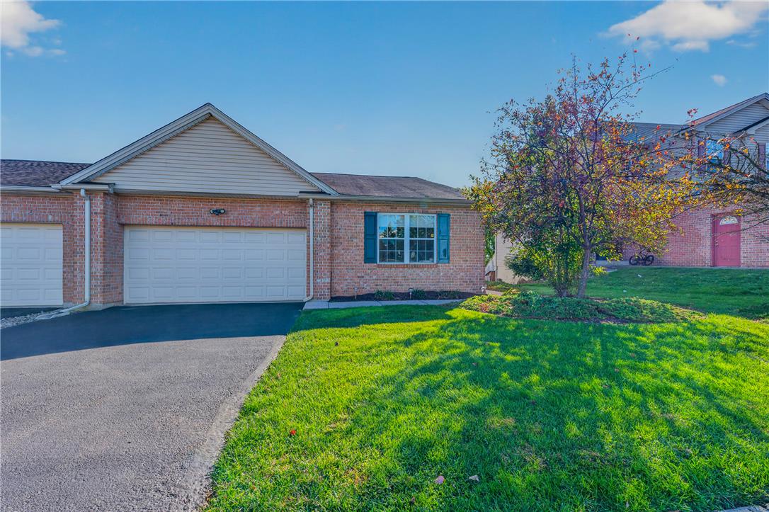 646 Buckingham Property Photo 1