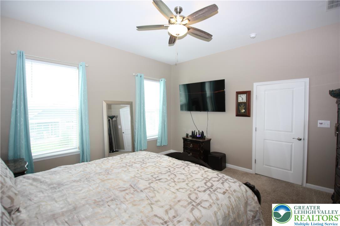 8157 Century Boulevard Property Photo 16