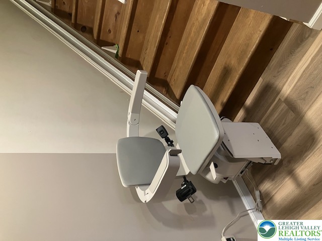 8157 Century Boulevard Property Photo 19