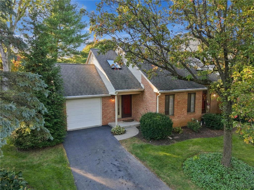 2865 Greenleaf Court Property Photo 1