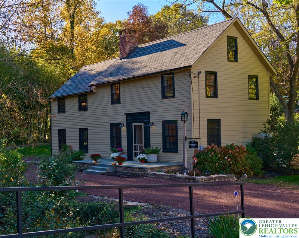6163 Carversville Road Property Photo 1