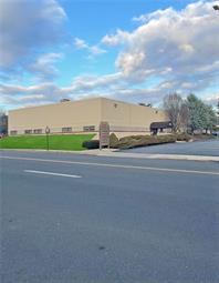 940 N New St Property Photo 1