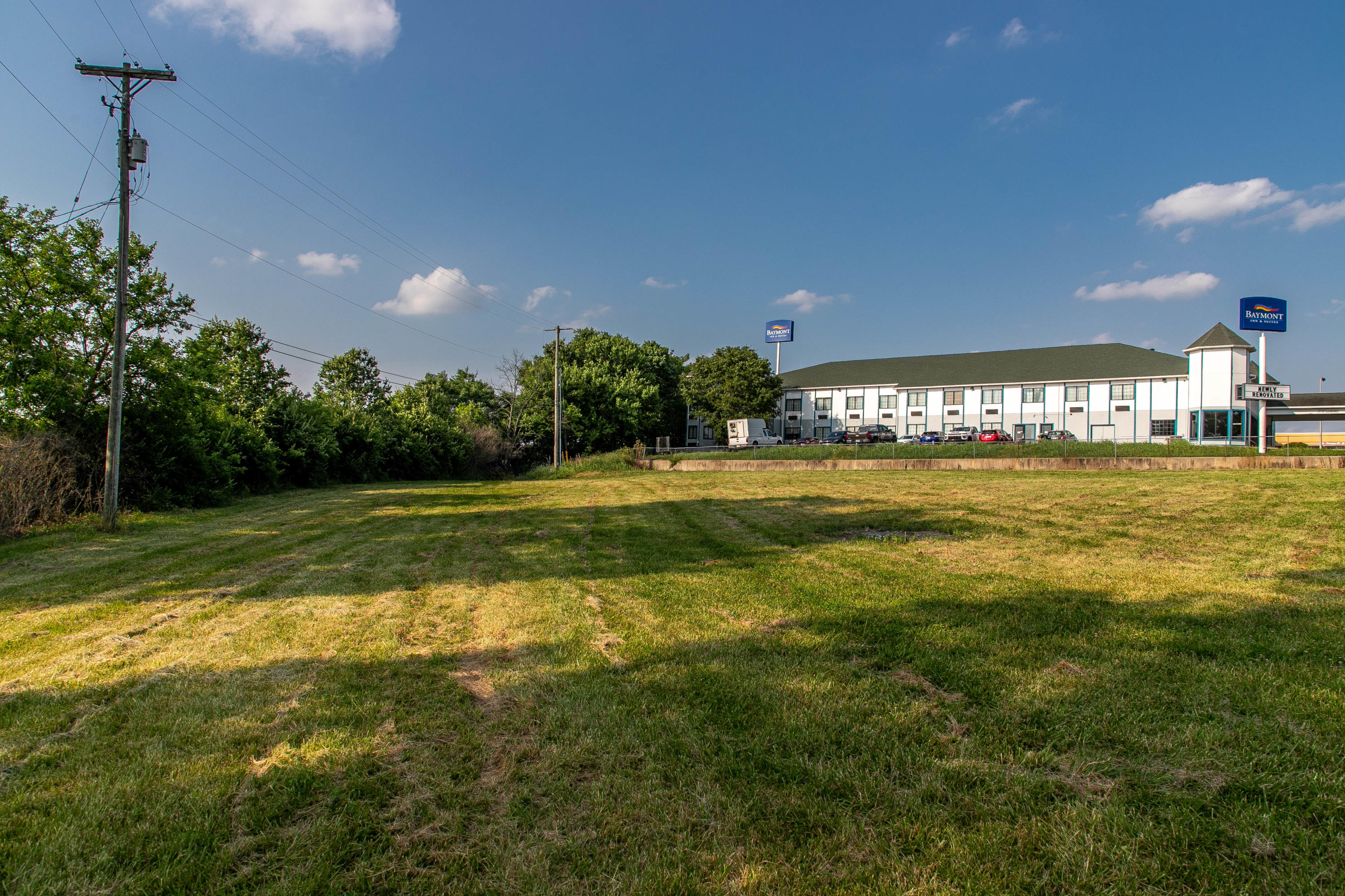800 Interstate Drive Property Photo 1