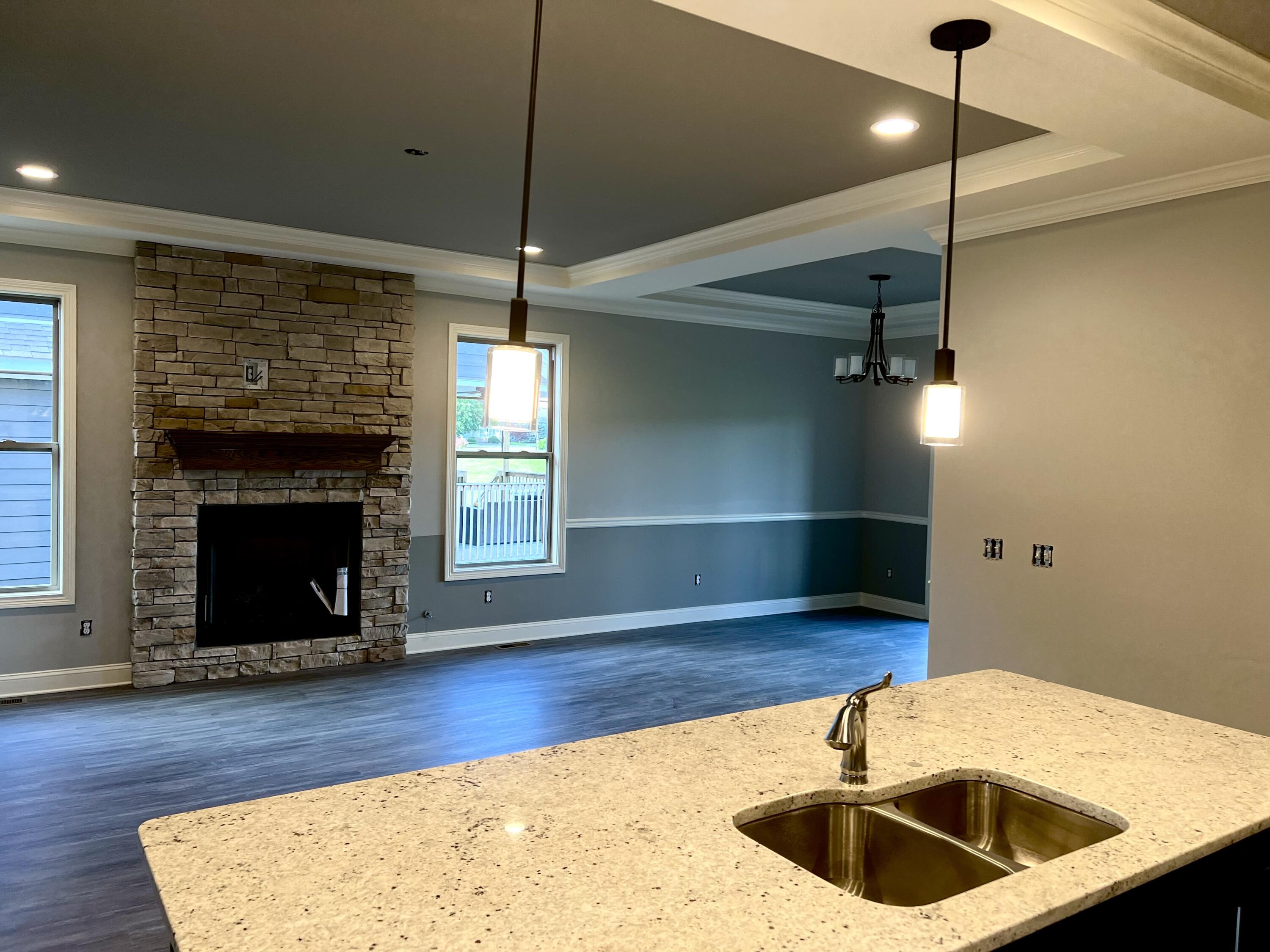 129 Hickory Grove Property Photo 4