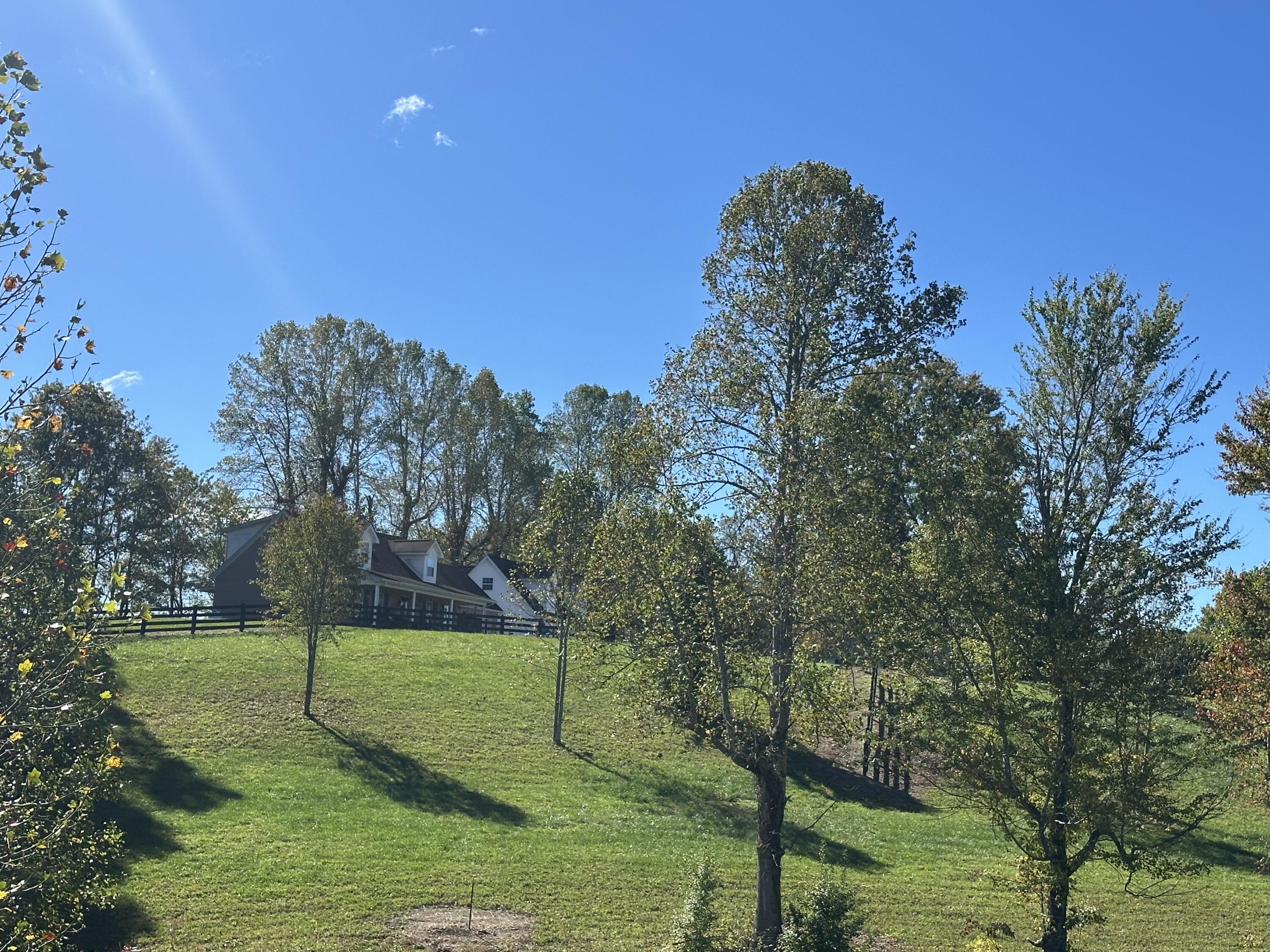 47 Ridgeline Drive Property Photo 5
