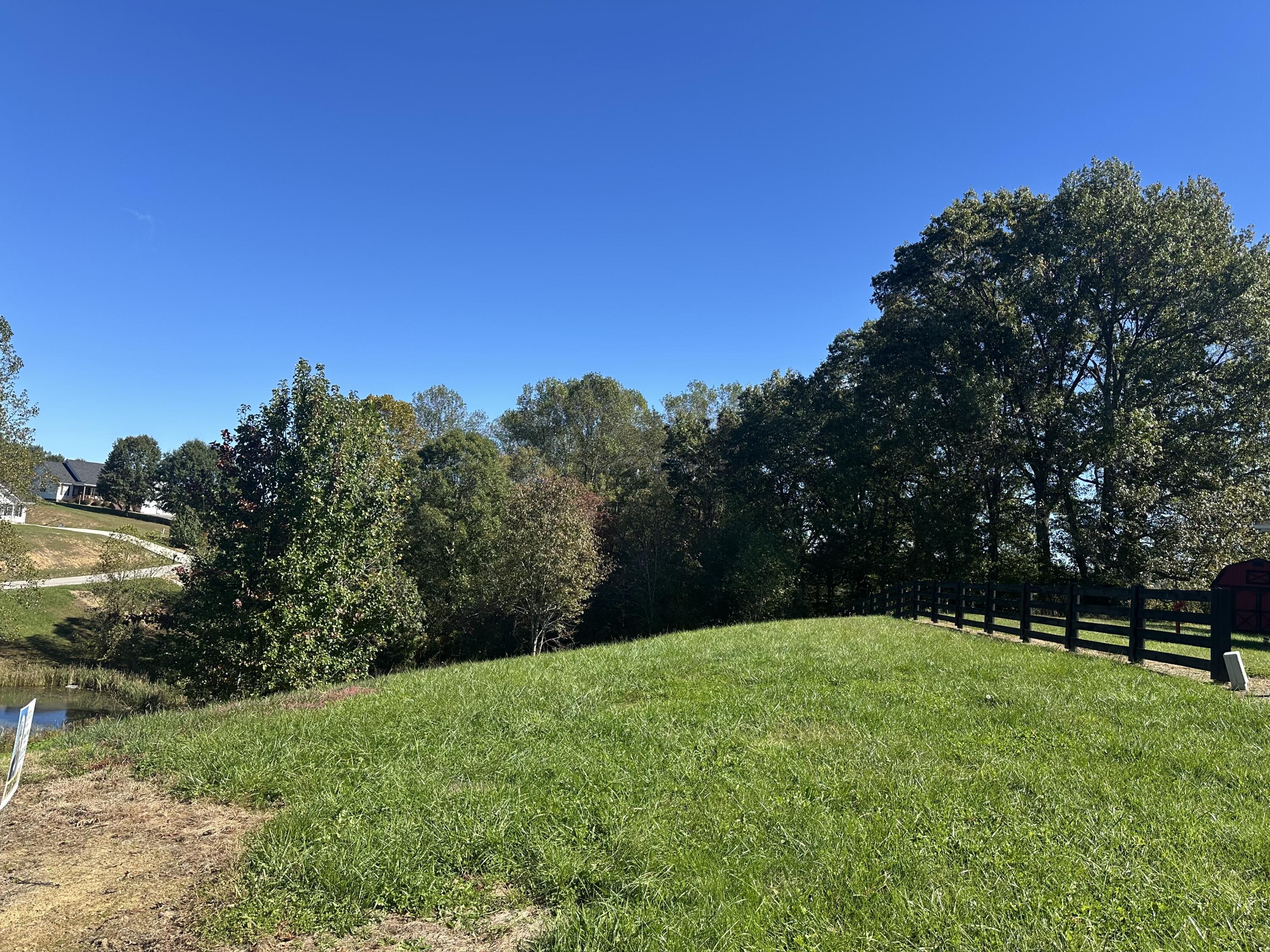 46 Ridgeline Drive Property Photo 3