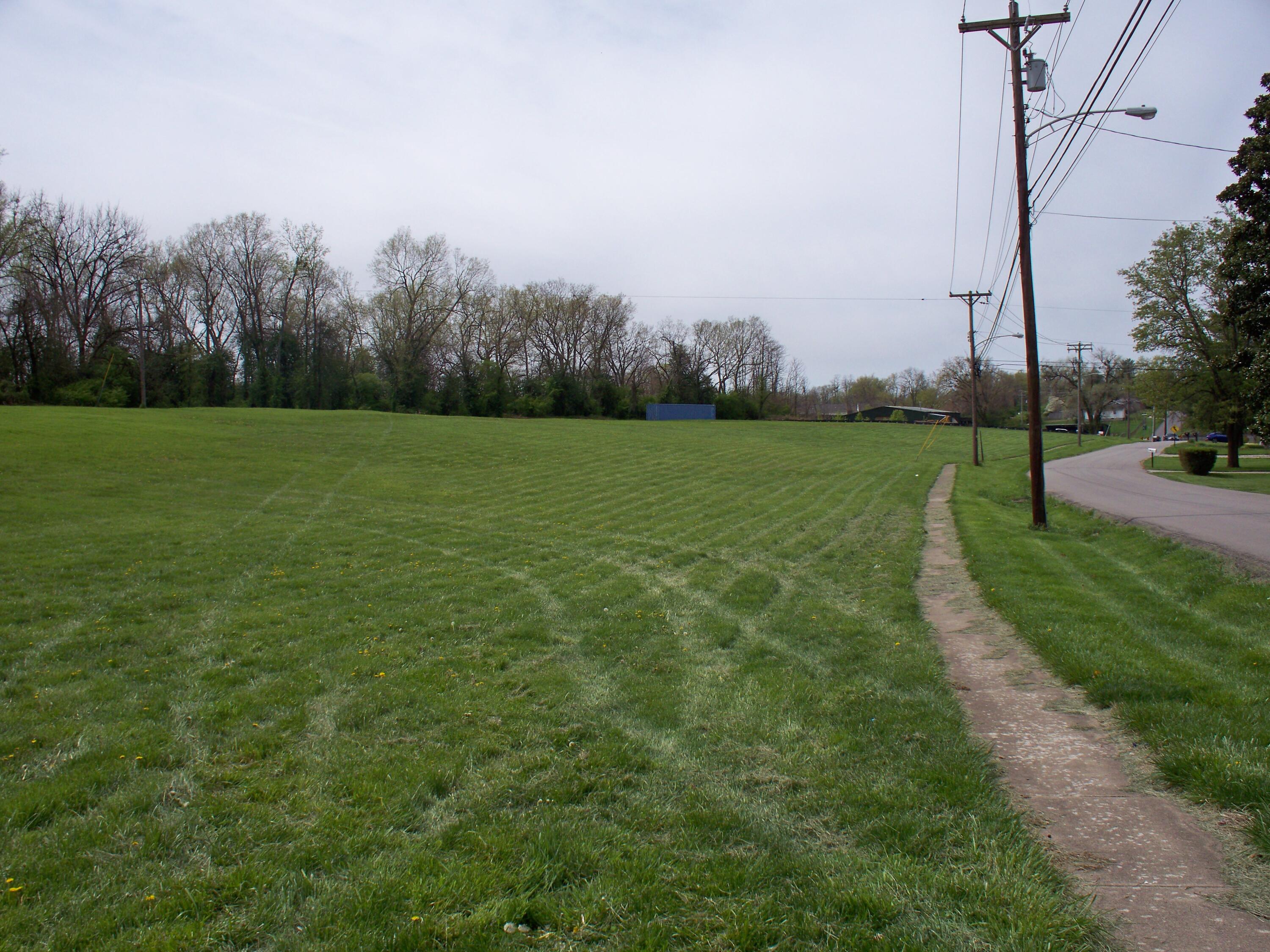 305 Kentucky Avenue Property Photo 2