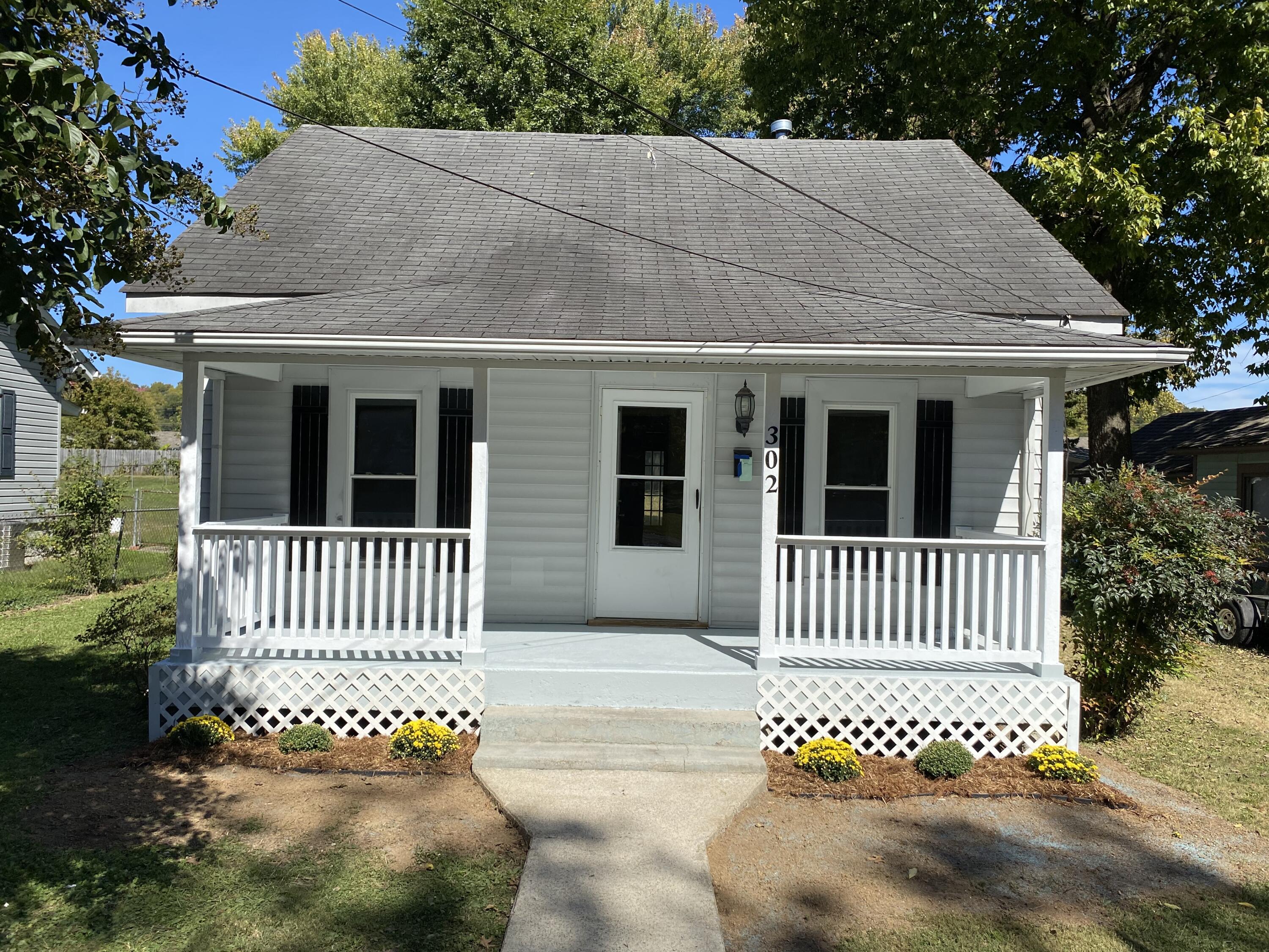 302 Noel Avenue Property Photo 1