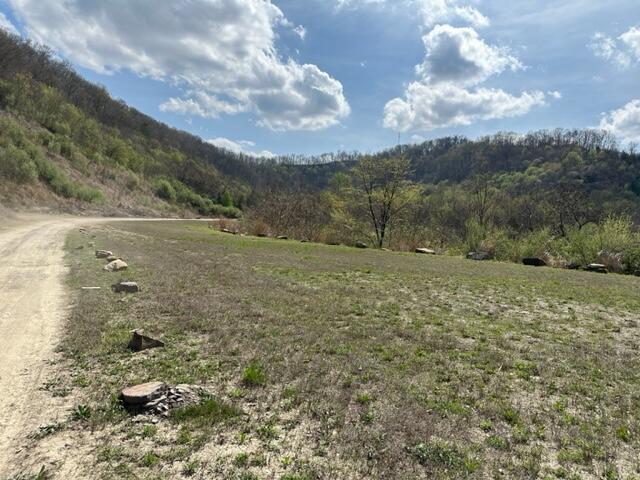 00 Stonehenge Drive Property Photo 3