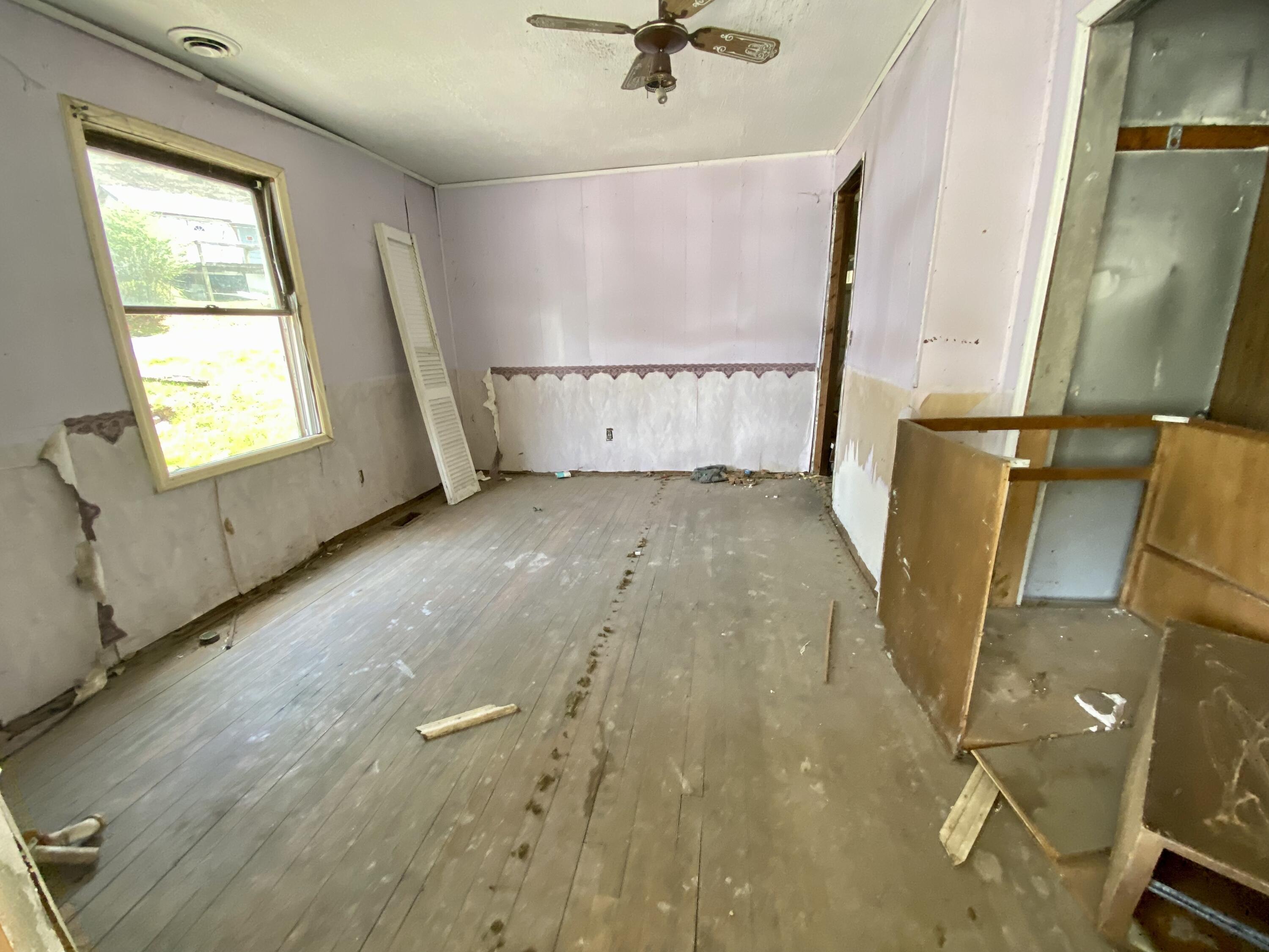414 Main Street Property Photo 6