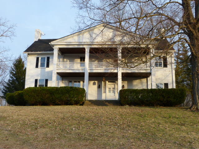 4090 Lexington Road Property Photo 1