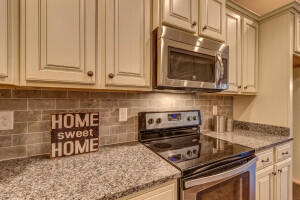 135 Westwoods Drive Property Photo 7