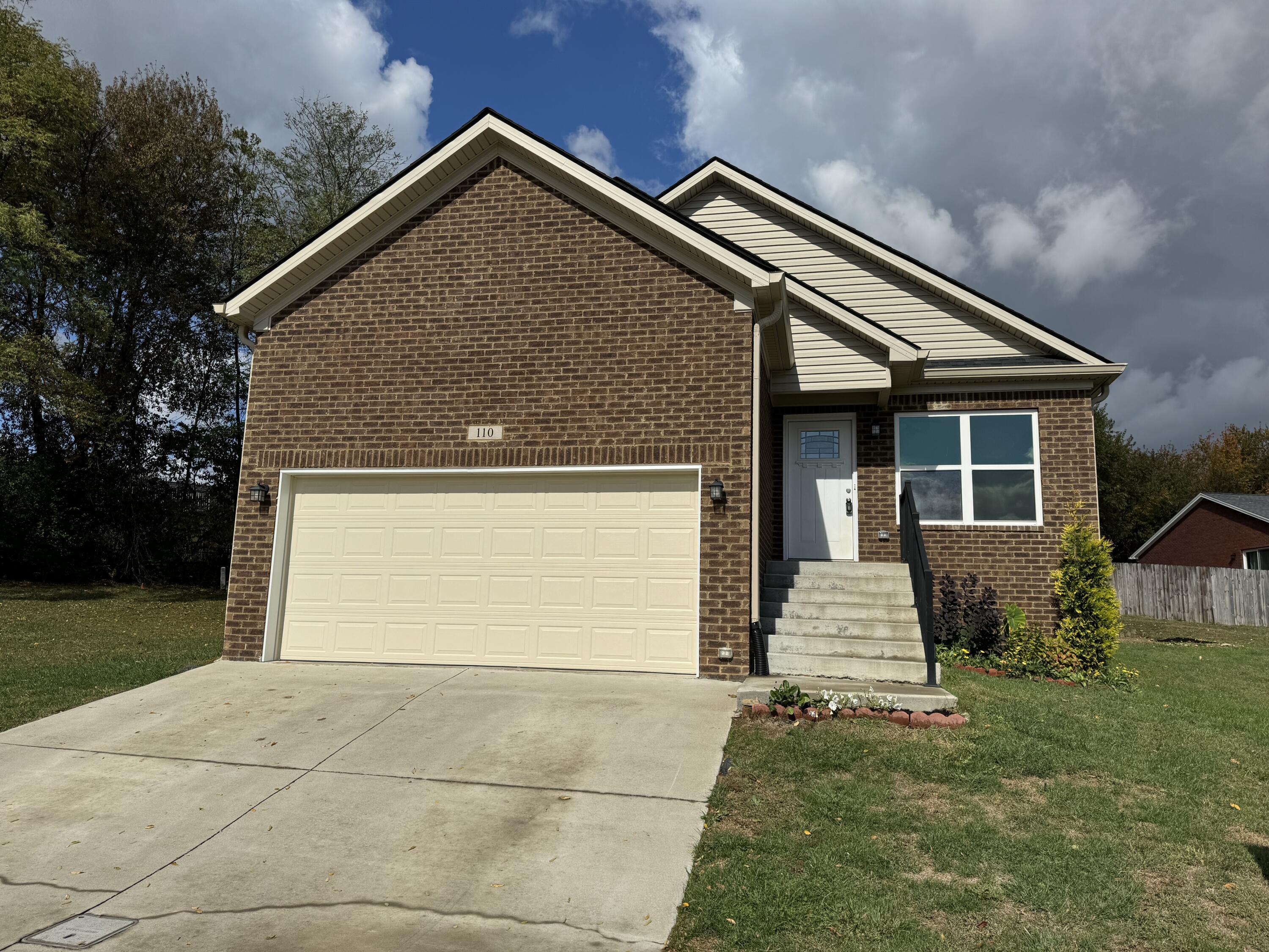 110 Buttonwood Way Property Photo 1