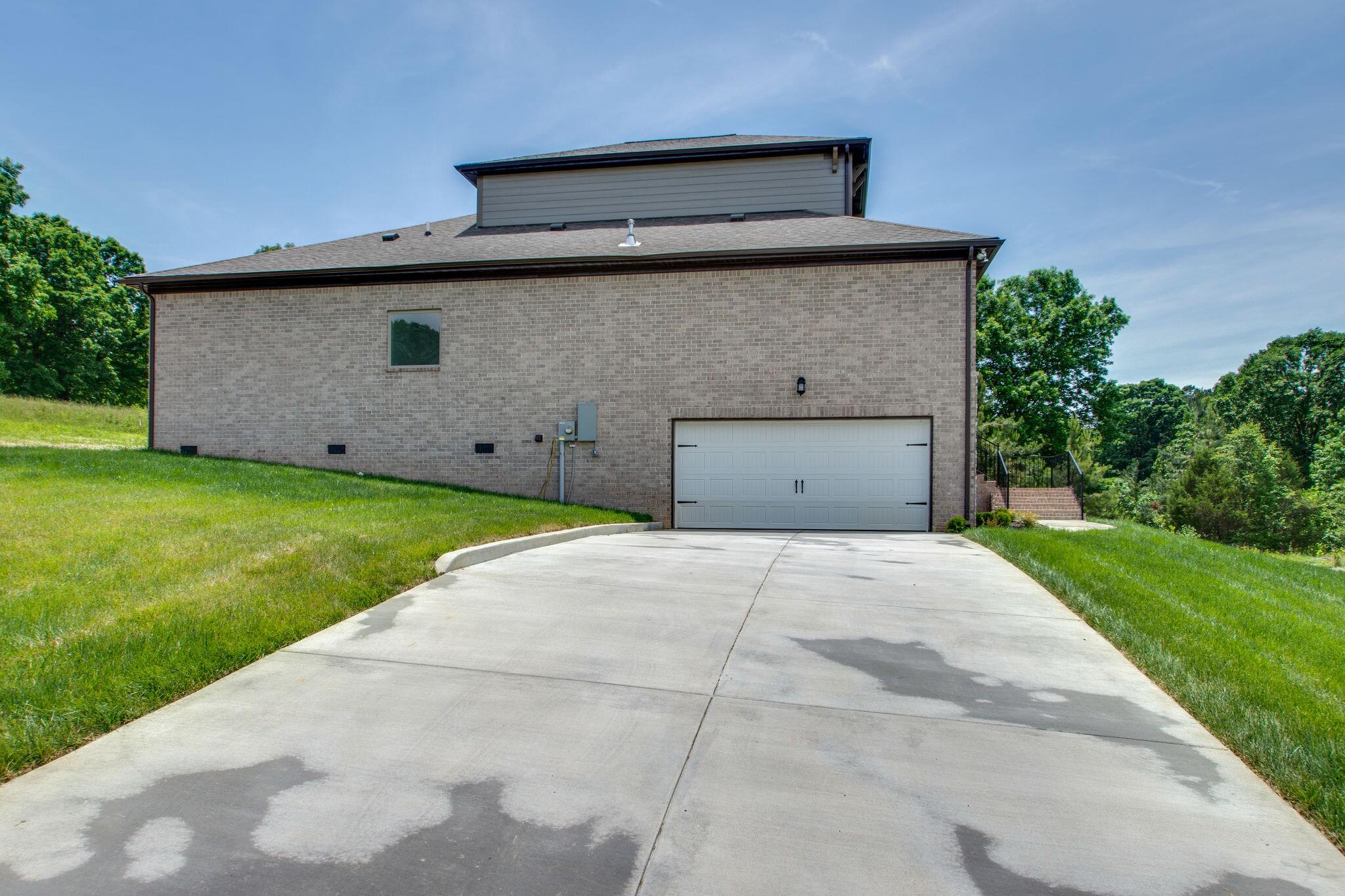 148 Ruth Miller Drive Property Photo 29