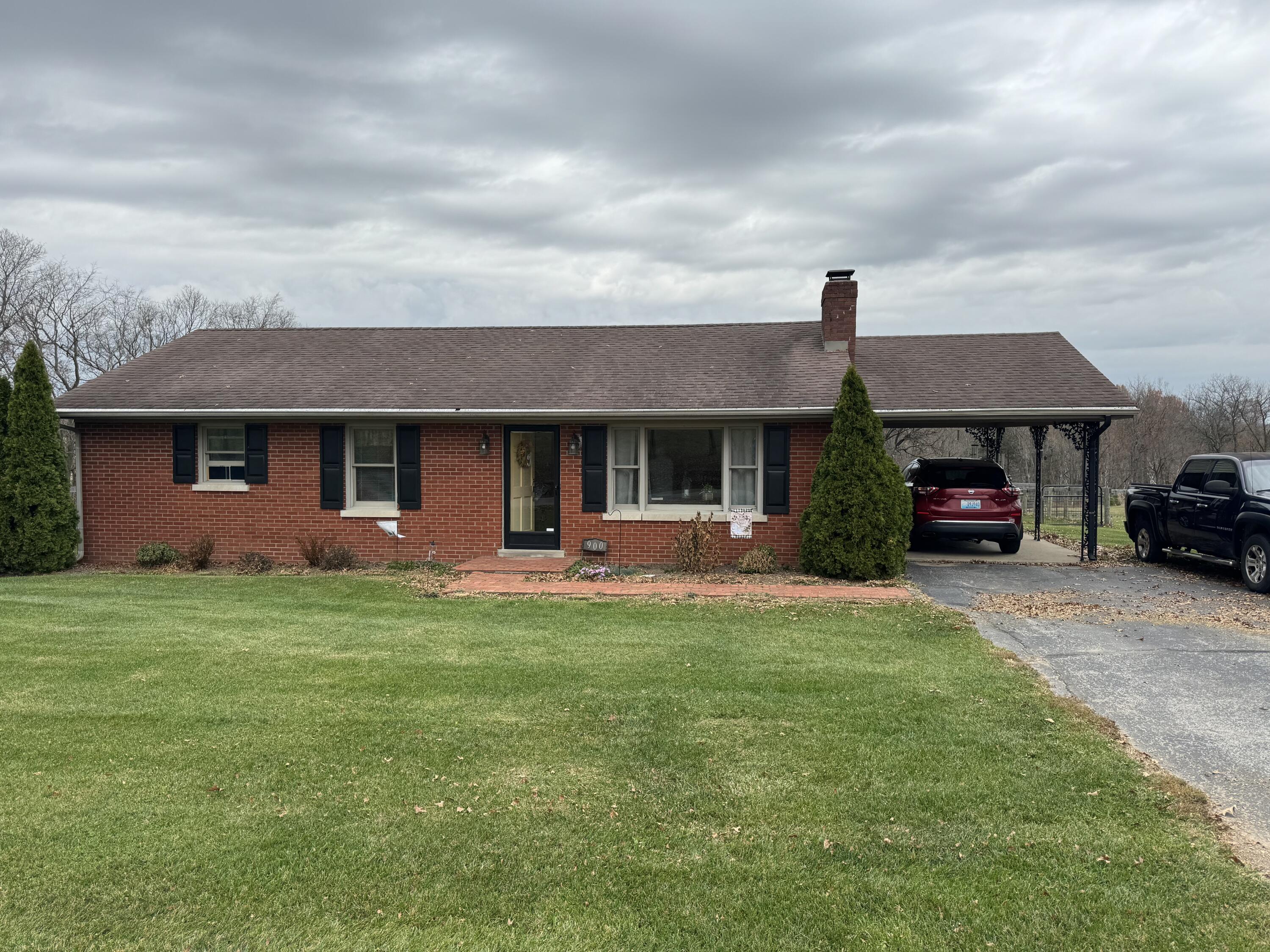 900 Scotts Ferry Road Property Photo 1