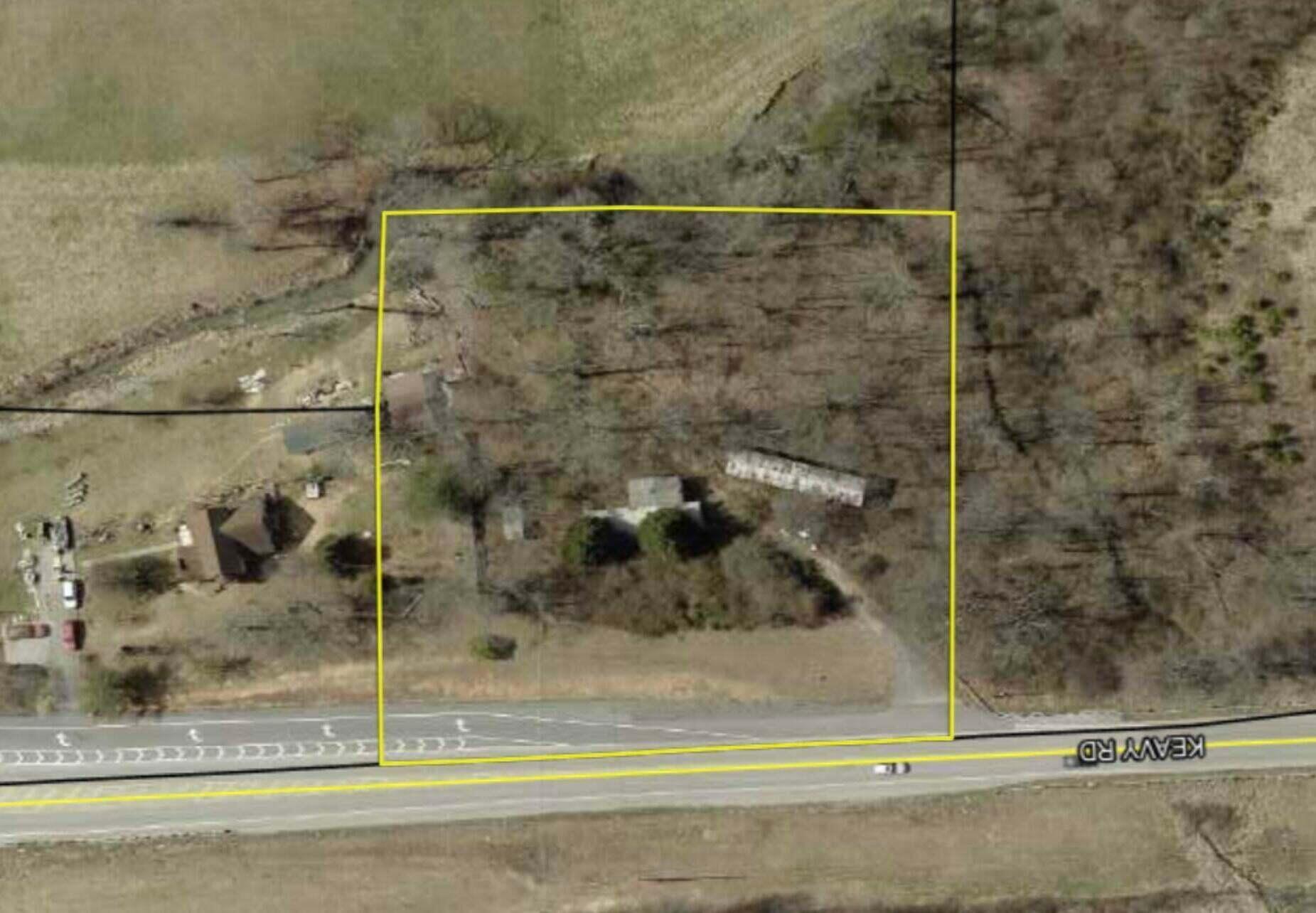 2256 Keavy Road Property Photo 4